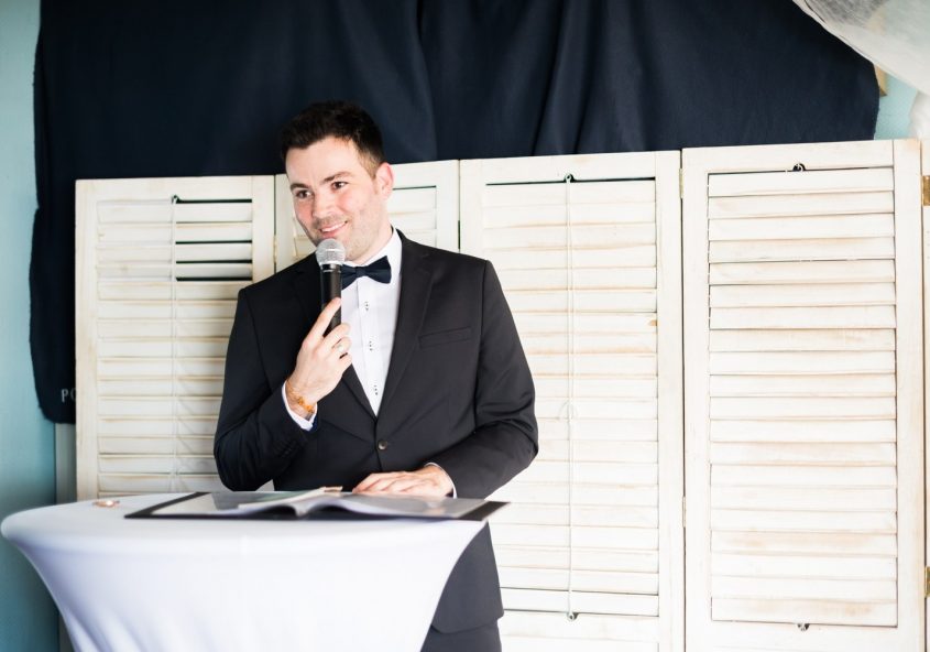 trauredner werden, wie werde ich trauredner, Ausbildung zum Redner, Hochzeitsredner-seminar, Rednerausbildung