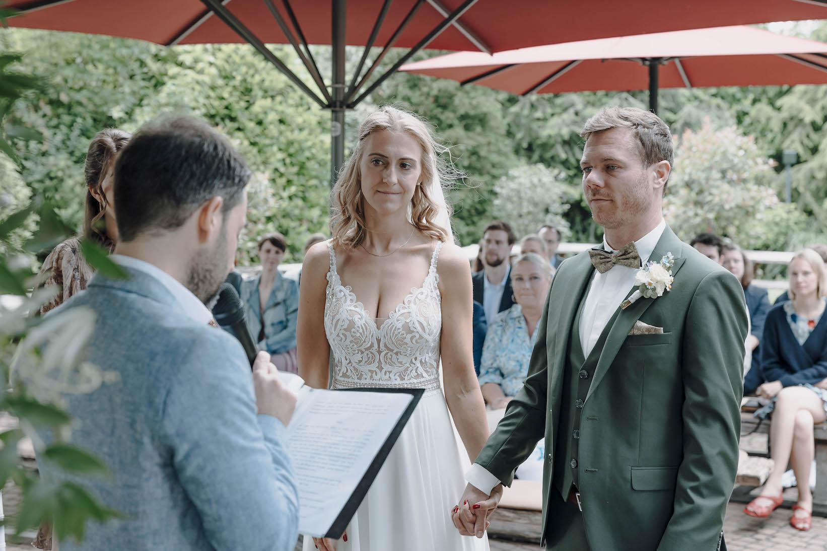 Trauredner Aschaffenburg und Marburg im Hofgut Dagobertshausen Martin im Team von martinredet 04 Trauredner Aschaffenburg und Marburg im Hofgut Dagobertshausen Martin im Team von martinredet 04