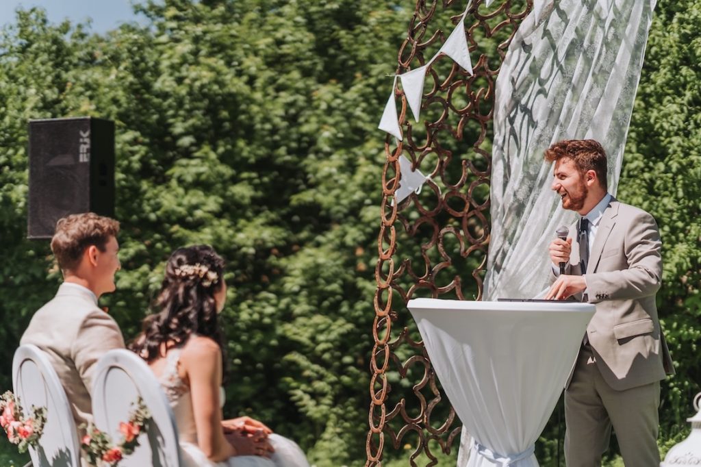 Hochzeitsredner Stuttgart Simon im Team von martinredet Freie Trauung Baden-Württemberg Freier Theologe