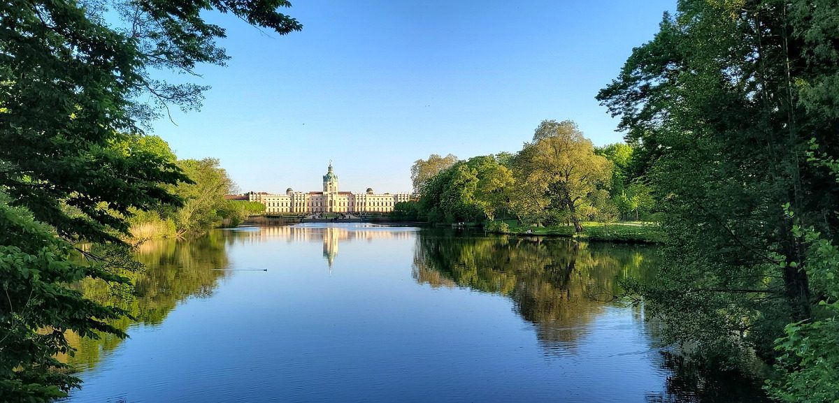 berlinautor-berlin-7183094_1280